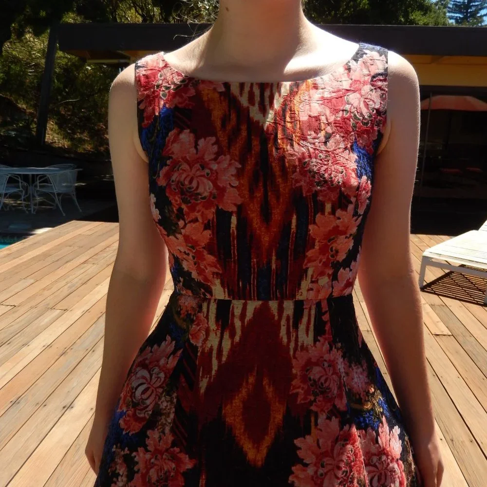 OSCAR DE LA RENTA FLORAL PRINT SIZE 2 SILK GOWN - Picture 9 of 9